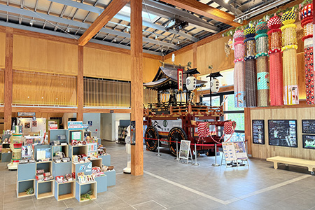 展示・ライブラリー